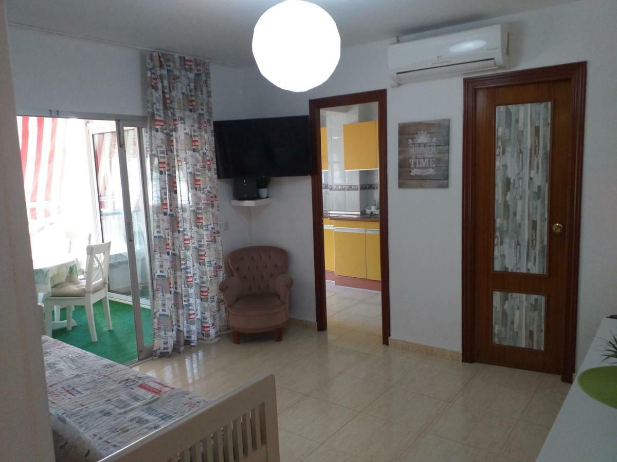 Apartamento Mediterraneo Beach Appartement *